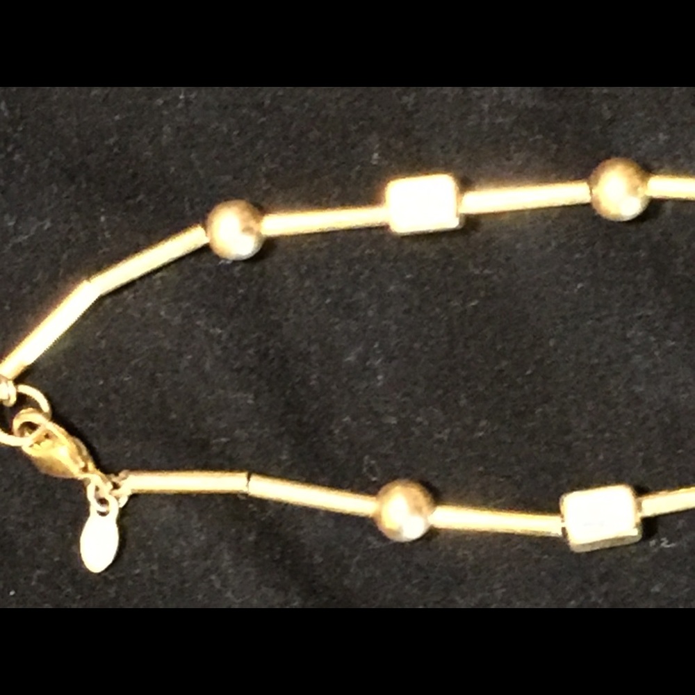Vintage Anne Klein 20 inch gold tone necklace